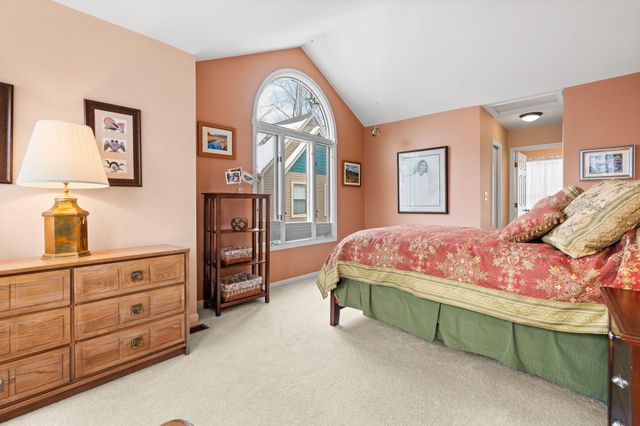 663 N 5th Avenue, Ann Arbor, MI 48104