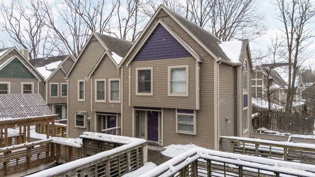 663 N 5th Avenue, Ann Arbor, MI 48104