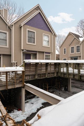 663 N 5th Avenue, Ann Arbor, MI 48104