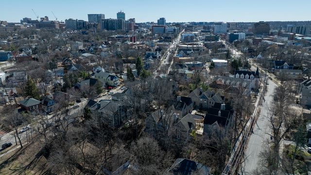 663 N 5th Avenue, Ann Arbor, MI 48104