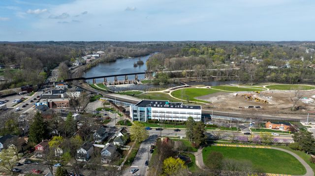 663 N 5th Avenue, Ann Arbor, MI 48104