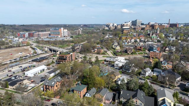 663 N 5th Avenue, Ann Arbor, MI 48104