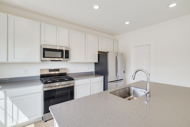 563 E 130th Avenue, Crown Point, IN 46307
