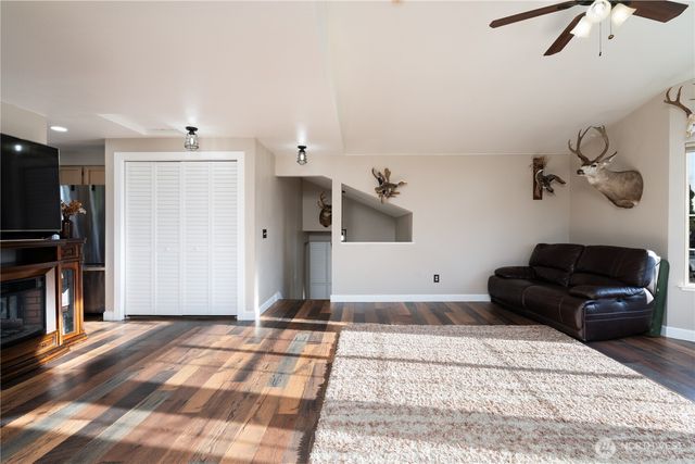 20795 Carolann Place, Burlington, WA 98223