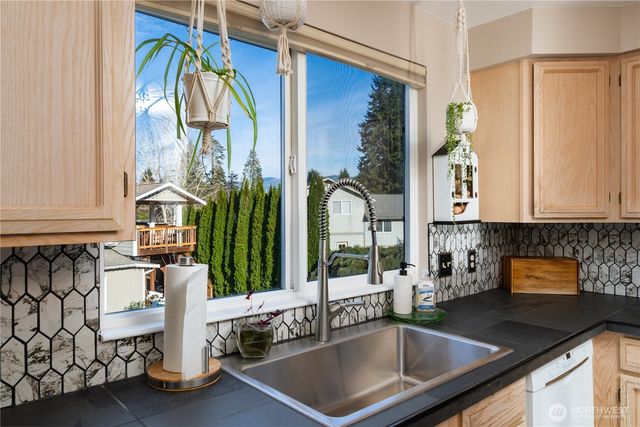 20795 Carolann Place, Burlington, WA 98223