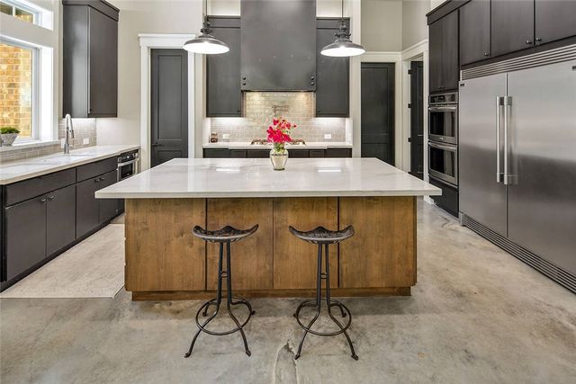 2900 East Embers Court, Bryan, TX 77808