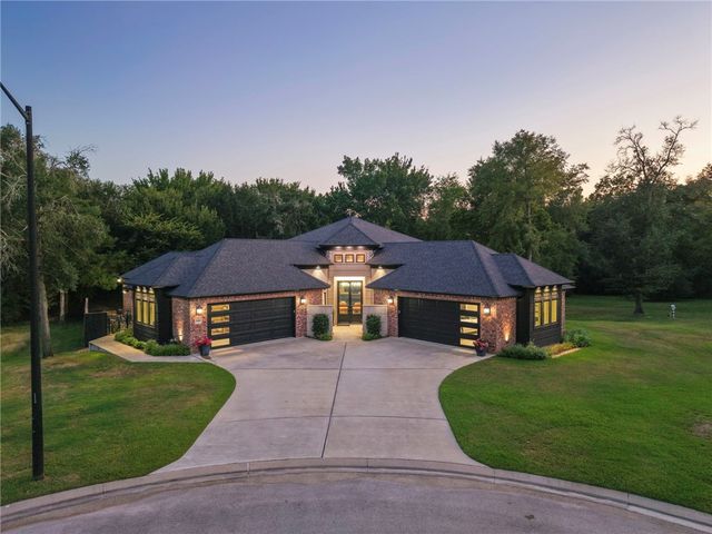 2900 East Embers Court, Bryan, TX 77808