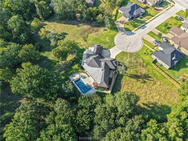 2900 East Embers Court, Bryan, TX 77808