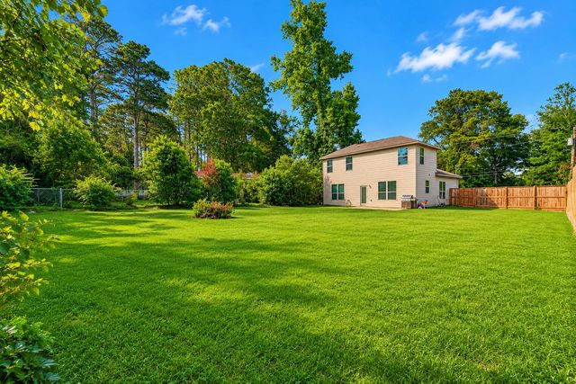 12789 Royal West Drive, Conroe, TX 77303