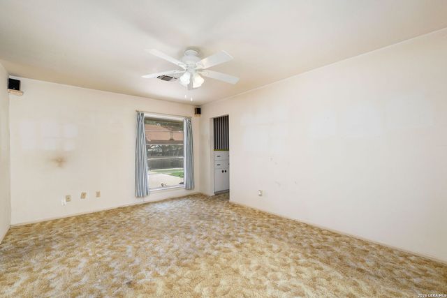 6339 PICKERING DR, San Antonio, TX 78238