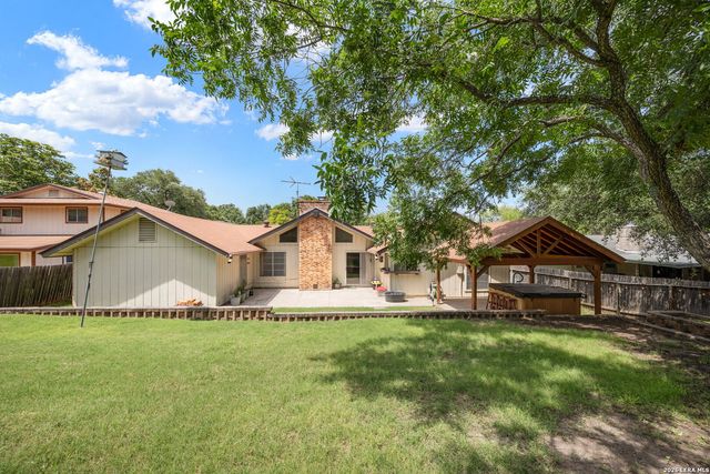 6339 PICKERING DR, San Antonio, TX 78238
