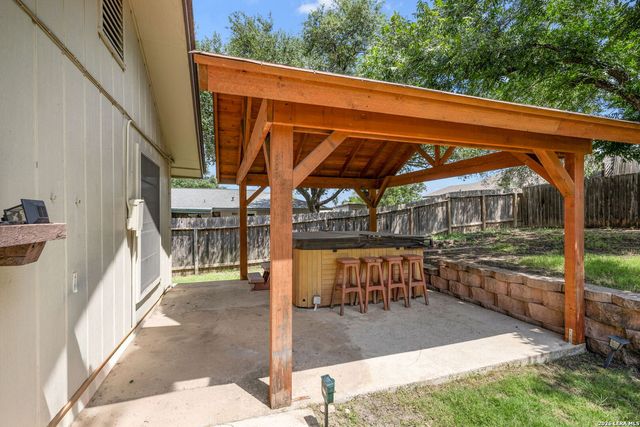 6339 PICKERING DR, San Antonio, TX 78238