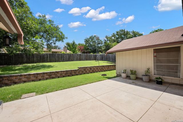6339 PICKERING DR, San Antonio, TX 78238