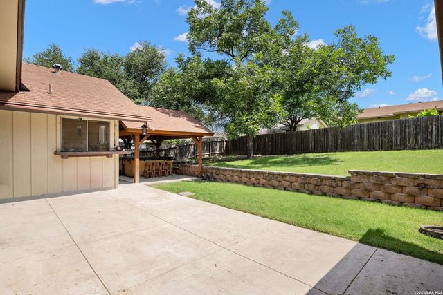6339 PICKERING DR, San Antonio, TX 78238