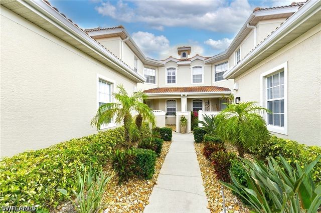 3073 Windsong CT 601, Naples, FL 34109