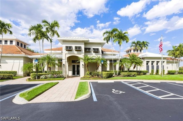 3073 Windsong CT 601, Naples, FL 34109