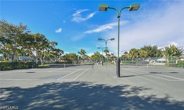 3073 Windsong CT 601, Naples, FL 34109