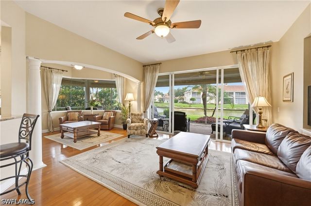 3073 Windsong CT 601, Naples, FL 34109