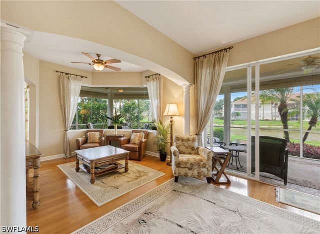 3073 Windsong CT 601, Naples, FL 34109