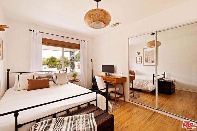 8789 Sylmar Avenue, Los Angeles, CA 91402