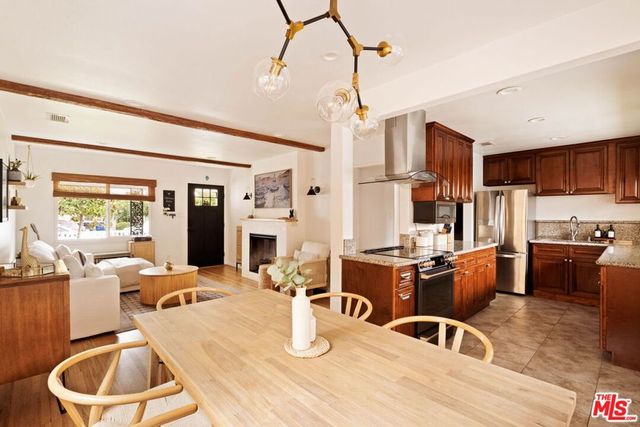 8789 Sylmar Avenue, Los Angeles, CA 91402
