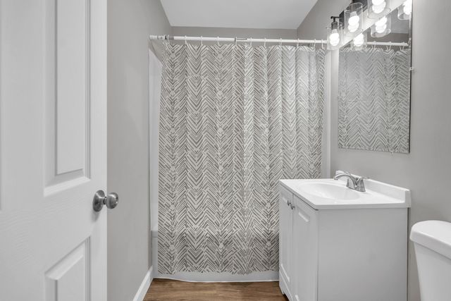 515 S Indiana Street, Hobart, IN 46342