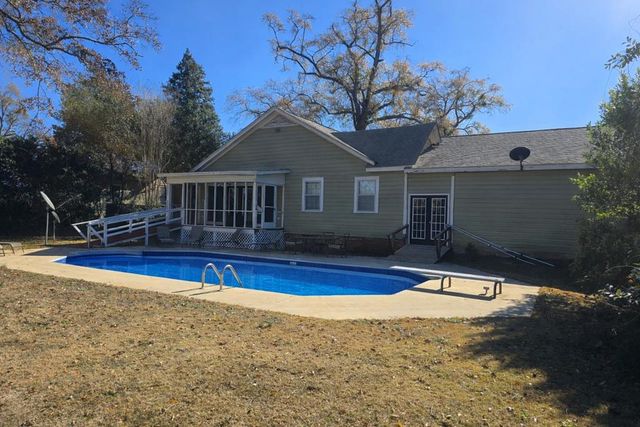 101 W Louisville Ave, Clayton, AL 36016