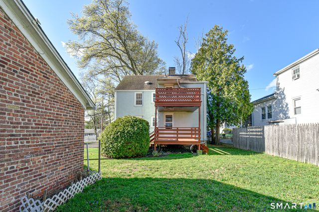 146 Warsaw Street, Fairfield, CT 06825