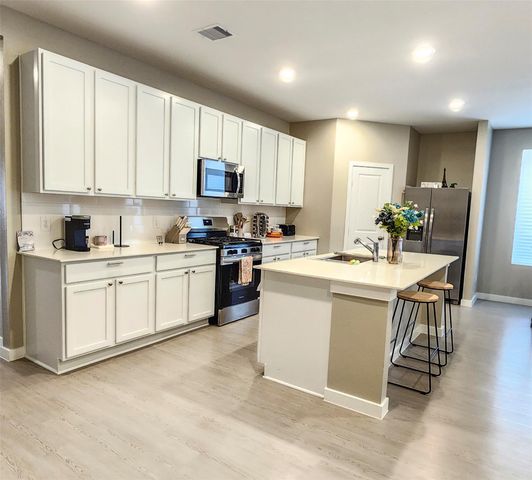 28611 Prickle Grass Trl, Hockley, TX 77447