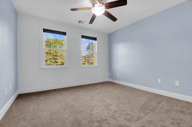 21 Manchester Place, Natick, MA 01760
