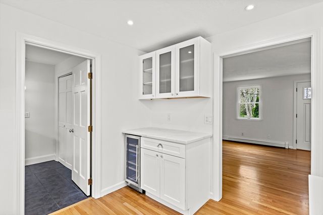 51 Old Schoolhouse Rd., Plymouth, MA 02360