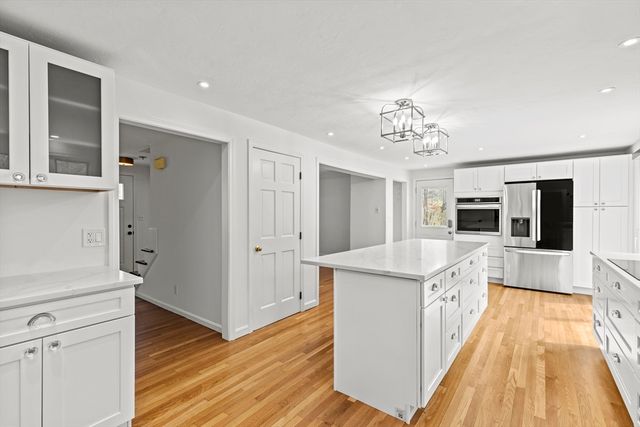 51 Old Schoolhouse Rd., Plymouth, MA 02360