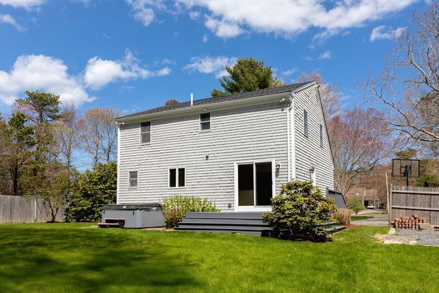 51 Old Schoolhouse Rd., Plymouth, MA 02360