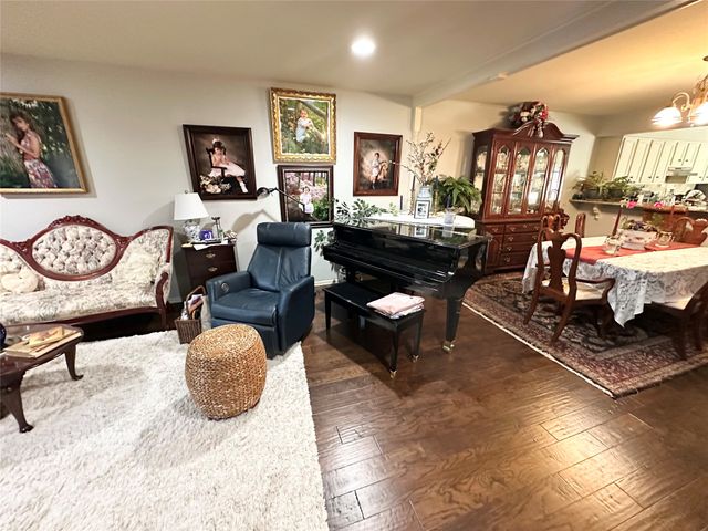 10051 Smitherman Drive, Shreveport, LA 71115