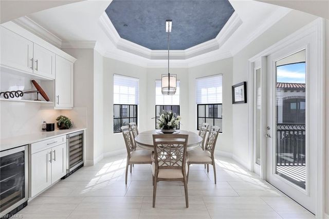 16379 Viansa WAY # 301, Naples, FL 34110