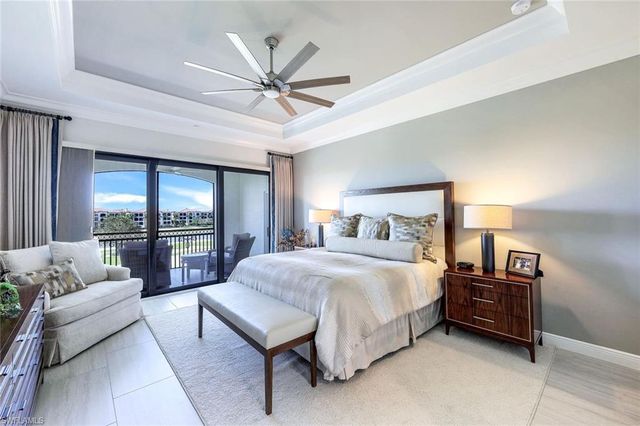 16379 Viansa WAY # 301, Naples, FL 34110