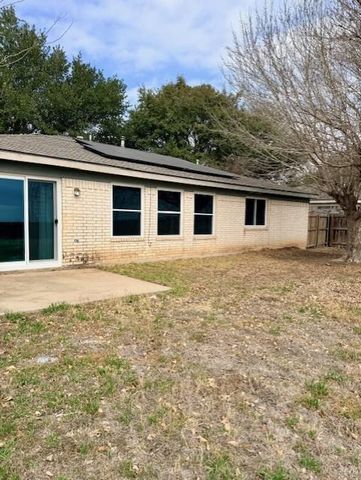 160 Britni LOOP, Kyle, TX 78640