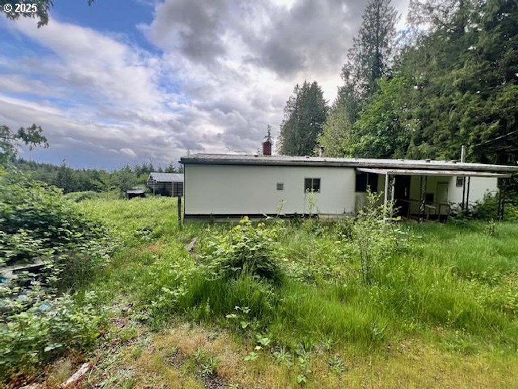 23942 S POWDER Rd, Beavercreek, OR 97004