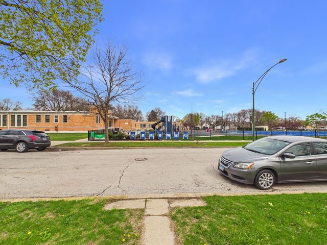 12628 S Union Avenue, Chicago, IL 60628