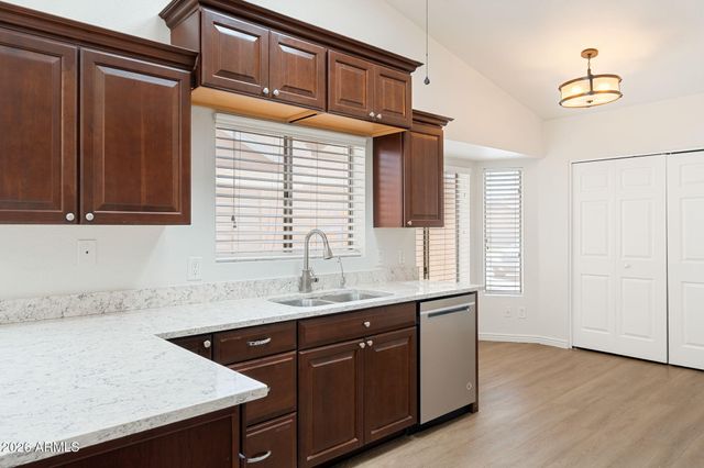 620 E APPALOOSA Road, Gilbert, AZ 85296