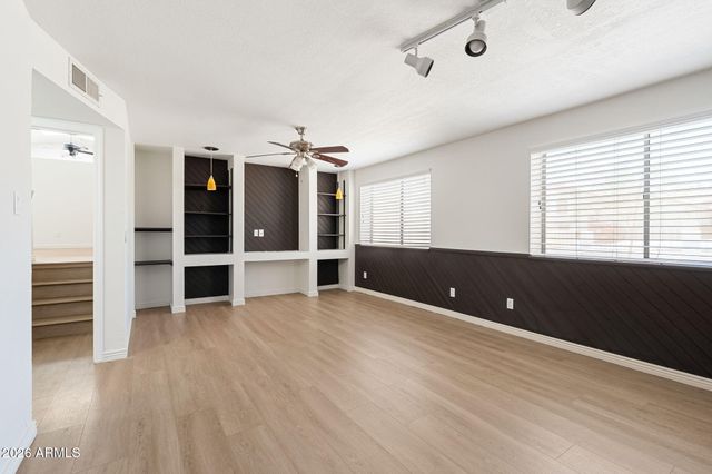 620 E APPALOOSA Road, Gilbert, AZ 85296