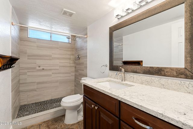 620 E APPALOOSA Road, Gilbert, AZ 85296