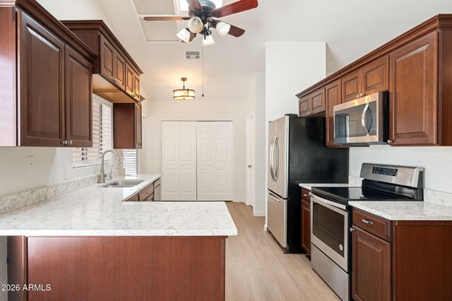 620 E APPALOOSA Road, Gilbert, AZ 85296