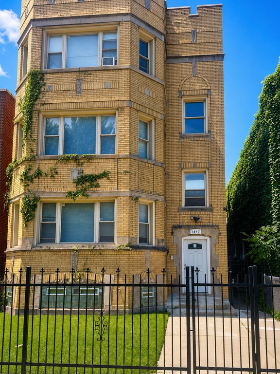 7840 S Constance Avenue 2, Chicago, IL 60649