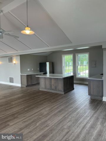 54 DECATUR AVE, Annapolis, MD 21403