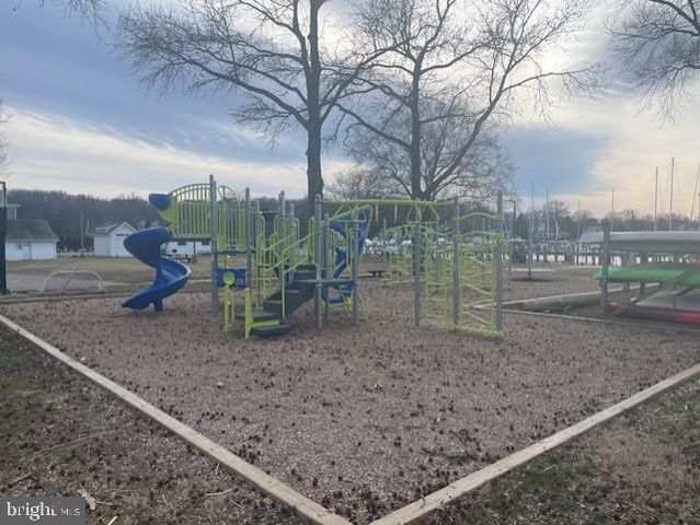 54 DECATUR AVE, Annapolis, MD 21403