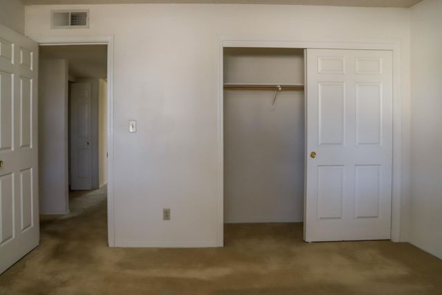 6490 N Mitre Avenue, Fresno, CA 93722