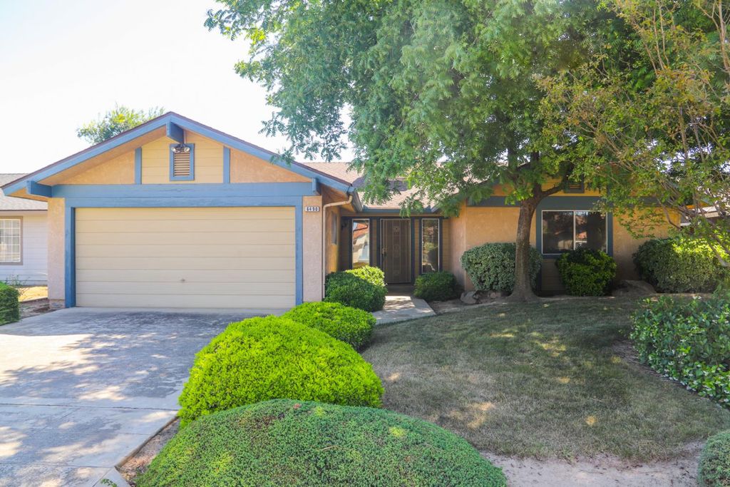 6490 N Mitre Avenue, Fresno, CA 93722