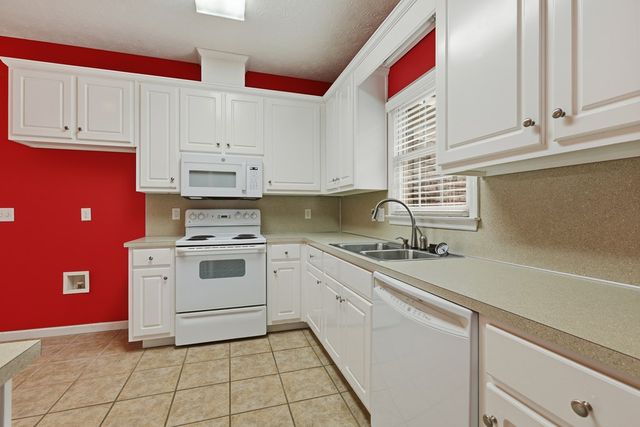 1159 Ossahatchie Creek Road, Ellerslie, GA 31807