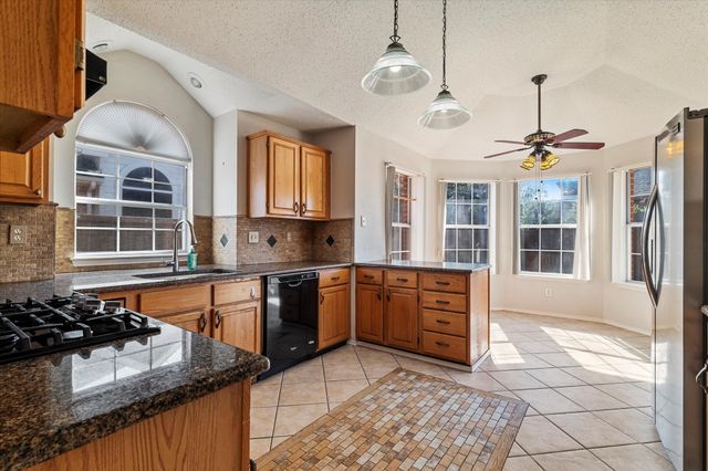 21 Durango Drive, Trophy Club, TX 76262